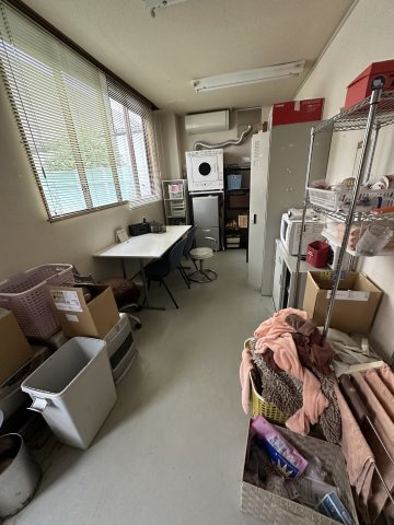 津山市上河原　エステサロン跡の内装