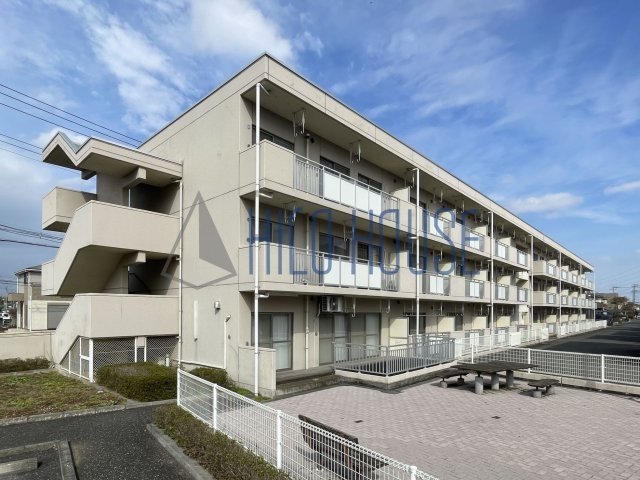 鶴ヶ島新町ハイツの外観