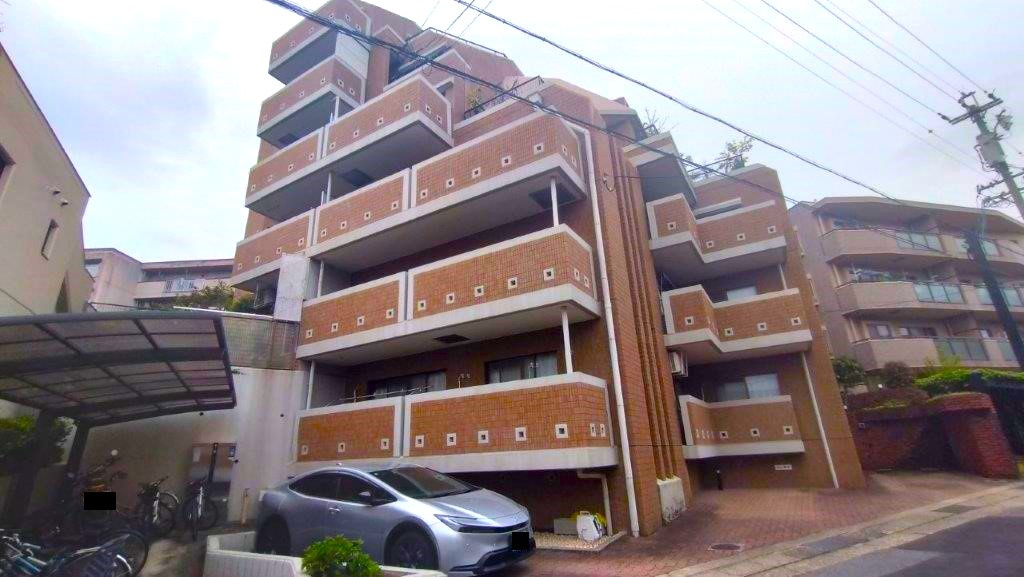 三旺マンション第三本山の外観