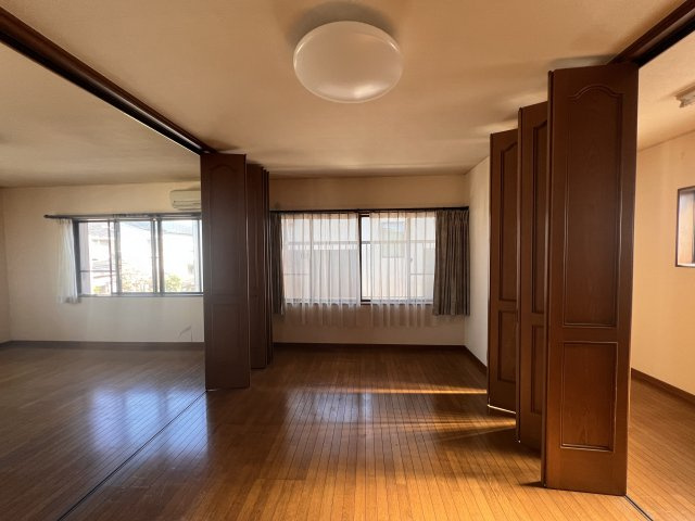 寺山台3丁目の洋室