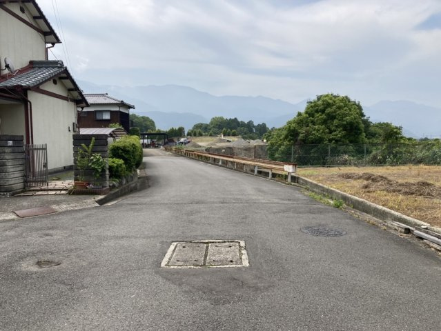 西条市下島山甲の売地の外観