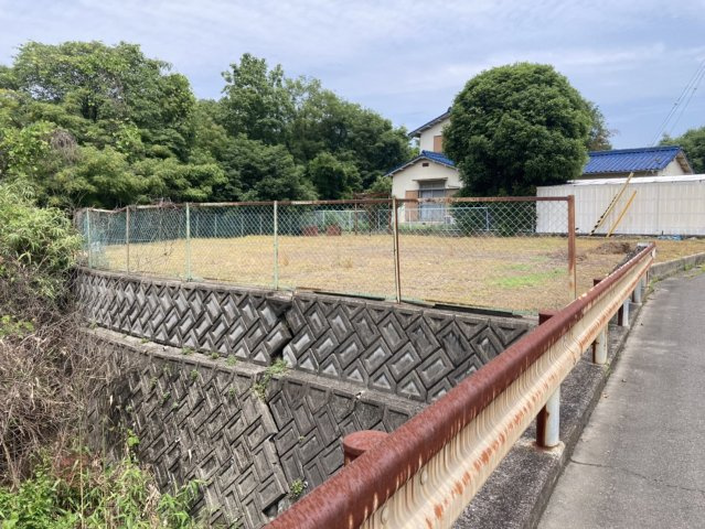 西条市下島山甲の売地の外観