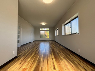 【居間・リビング】 | 高槻市郡家新町　中古戸建