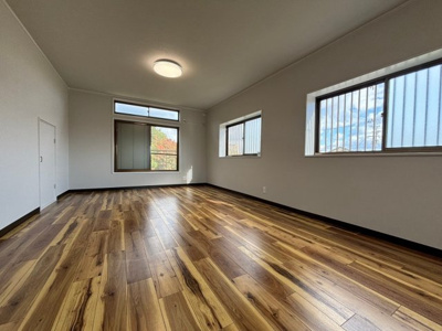 【居間・リビング】 | 高槻市郡家新町　中古戸建