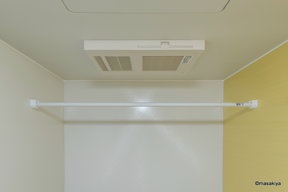 タッセルの浴室|浴室乾燥機付きです。