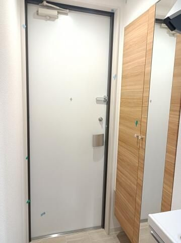 ウィンドテラス柏の玄関