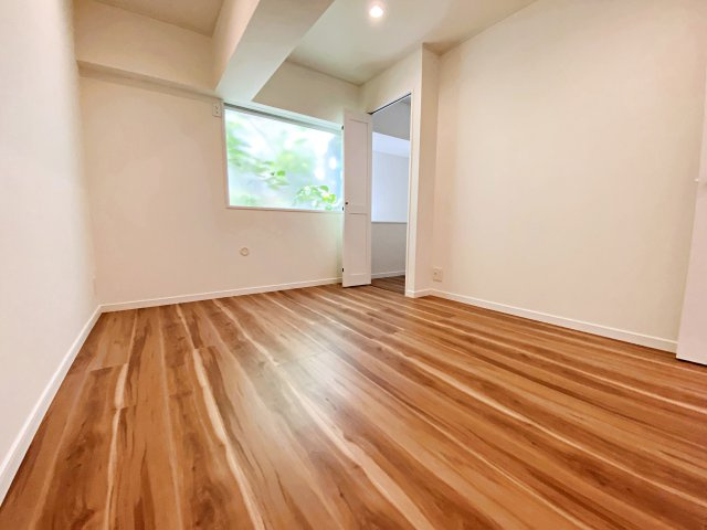 ライオンズマンション長者ヶ崎の洋室