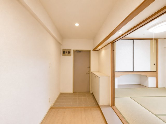 シーサイド・リゾート南房総貴賓館の和室|※画像の一部はAIを用いて加工・編集しています。実際の状況と異なる場合がありますので、ご了承下さい。
