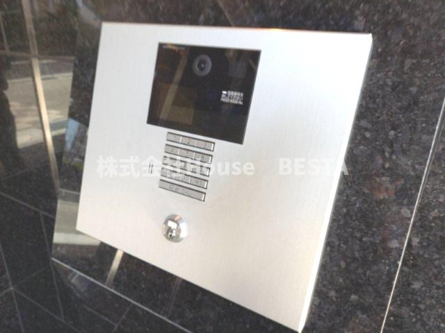 ファステート神戸コンチェールのエントランス