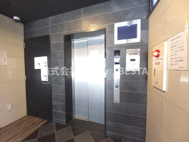 ファステート神戸コンチェールのロビー