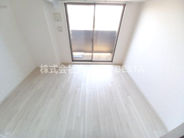 ファステート神戸コンチェールの居間・リビング