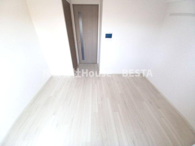 ファステート神戸コンチェールの洋室