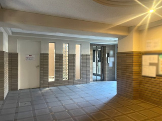 【エントランス】 | グローバル嵯峨