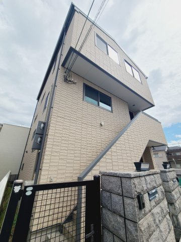 西宮市大島町貸家の外観