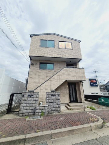 西宮市大島町貸家の外観