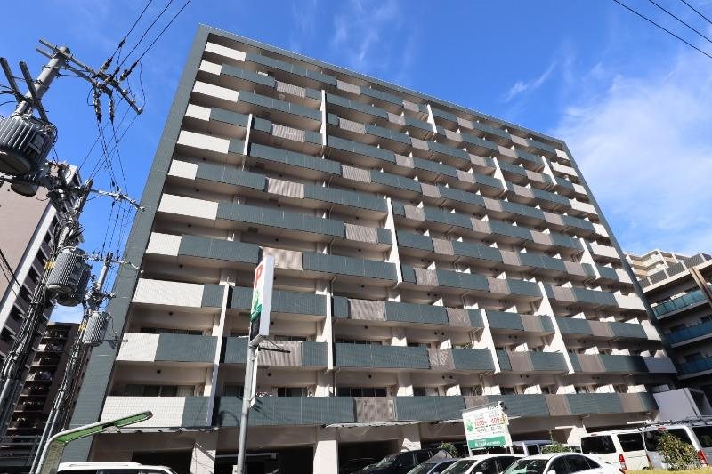 ア・ミュゼ新大阪の外観