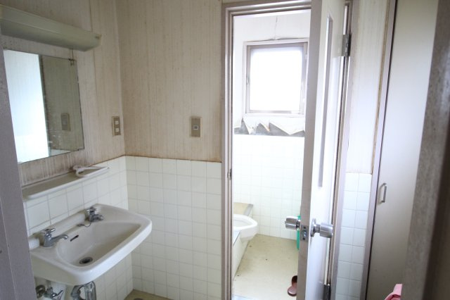 診療所　筑西市樋口の独立洗面台