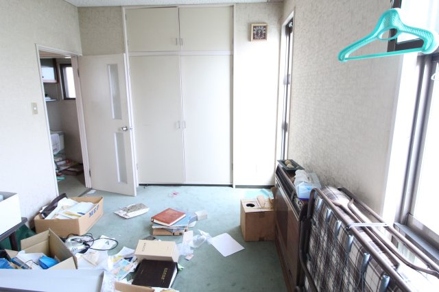 診療所　筑西市樋口の洋室|2階東側洋室です！
※残置物は撤去処分致します！