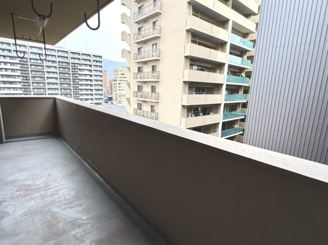 【バルコニー】