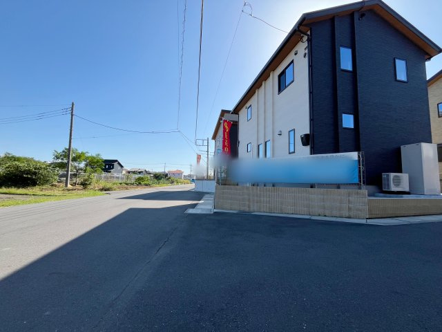 【前面道路含む現地写真】 | 熊谷市末広　新築戸建　フェリディアガーデン　8号棟