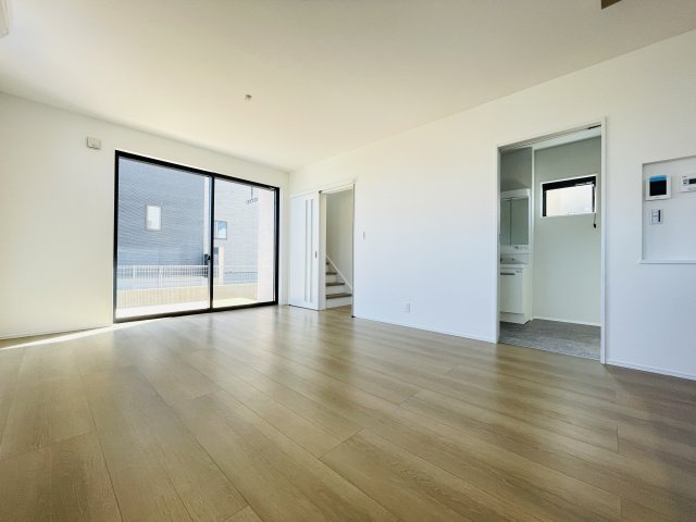 【居間・リビング】 | 熊谷市末広　新築戸建　フェリディアガーデン　8号棟