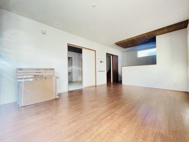 【居間・リビング】 | 熊谷市末広　新築戸建　フェリディアガーデン　9号棟