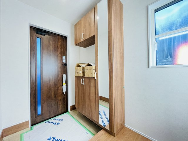 【玄関】 | 熊谷市末広　新築戸建　フェリディアガーデン　9号棟