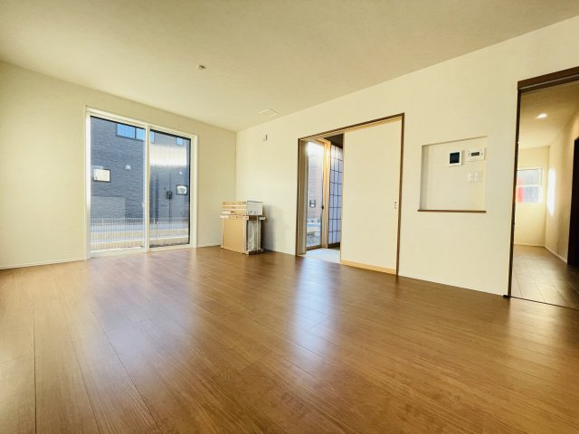 【居間・リビング】 | 熊谷市末広　新築戸建　フェリディアガーデン　9号棟