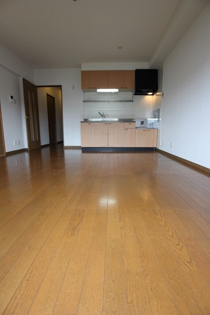 メゾンルミエール【キャッシュバック対象物件】の居間・リビング