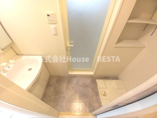 エスティ・ロアール神戸西の洗面所