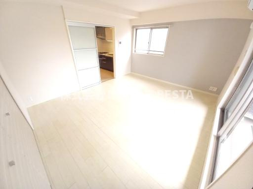 エスティ・ロアール神戸西の内装