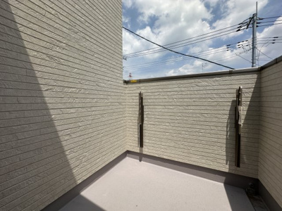 【バルコニー】