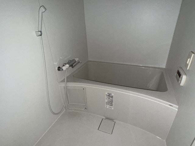 アルモニー東今宿の浴室