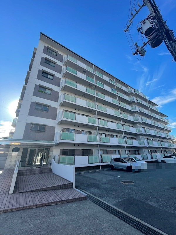 リジェール宝塚の外観