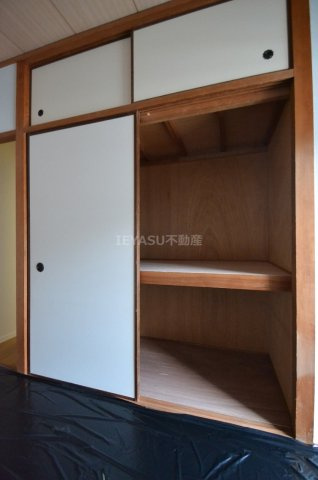 広島市西区己斐西町の賃貸マンションの収納