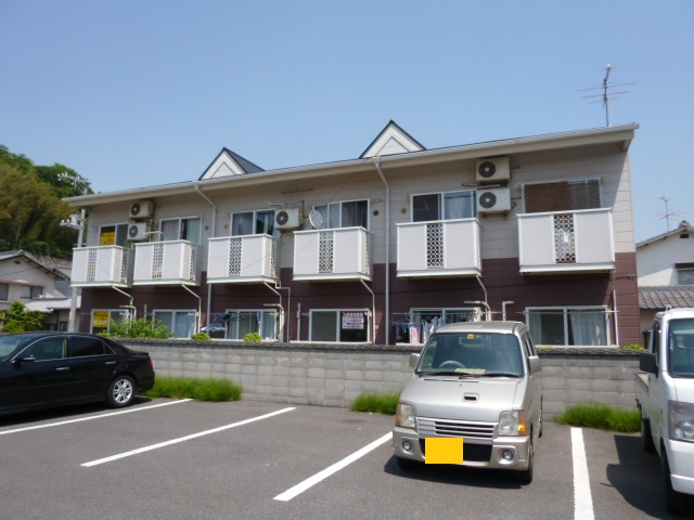 倉敷市連島町西之浦のアパートの駐車場