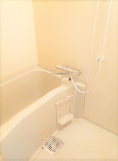 モナンジュ御井【キャッシュバック対象物件】の浴室|ゆったり過ごせるお風呂です