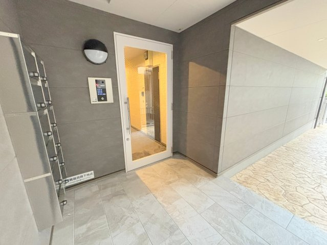 ラシャンス西中島南方のロビー