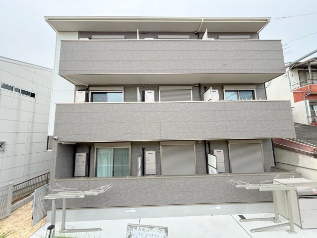 ラシャンス西中島南方の外観