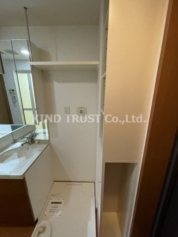 エステムコート大阪城北天満の杜の洗面所|ゆったりとスペースのある洗面所