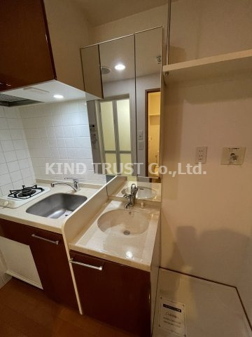 エステムコート大阪城北天満の杜の独立洗面台|独立洗面化粧台付き