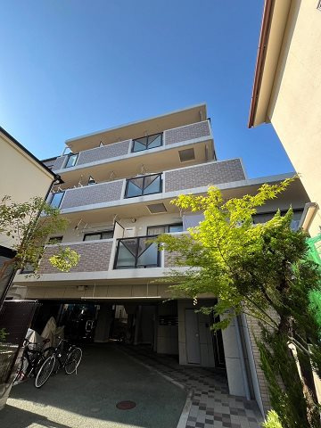 パークサイド香松の外観