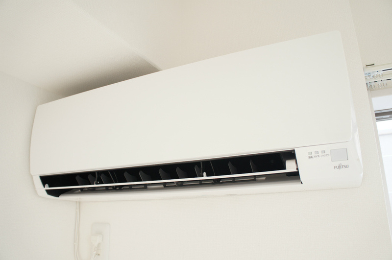 リブリ・ニスカルの設備