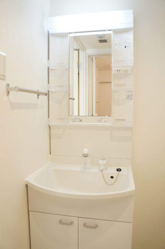 リブリ・ニスカルの洗面所