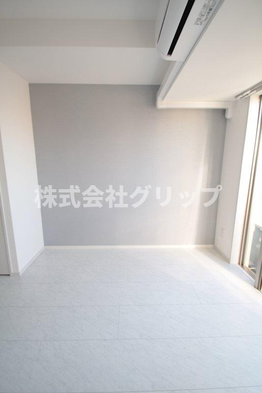 ハーモニーレジデンス横浜大通り公園EIRAKUの洋室