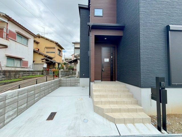 魚住町西岡　新築一戸建ての駐車場