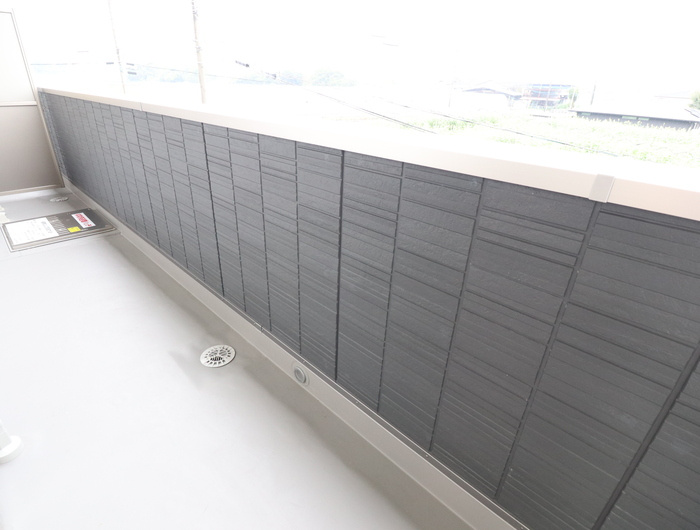 熊本市東区長嶺南８丁目のアパートのバルコニー