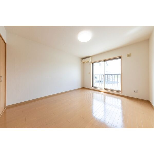 サン・friends藤島の居間・リビング