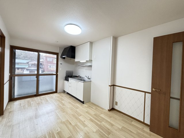 フレールMの居間・リビング|イメージ103号室の写真