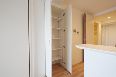 【収納】 | セレニテ東三国ミラク